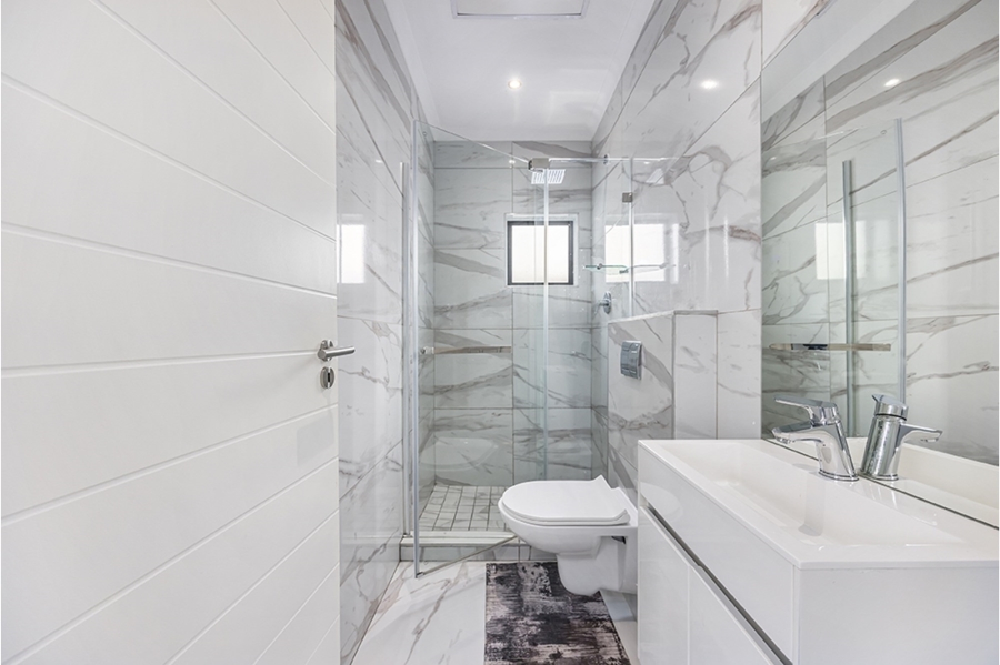 5 Bedroom Property for Sale in Sandown Western Cape